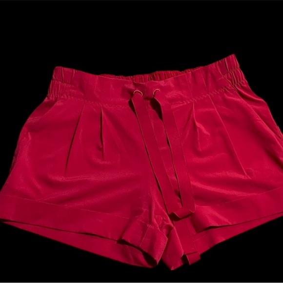 Lululemon shorts - Picture 1 of 6